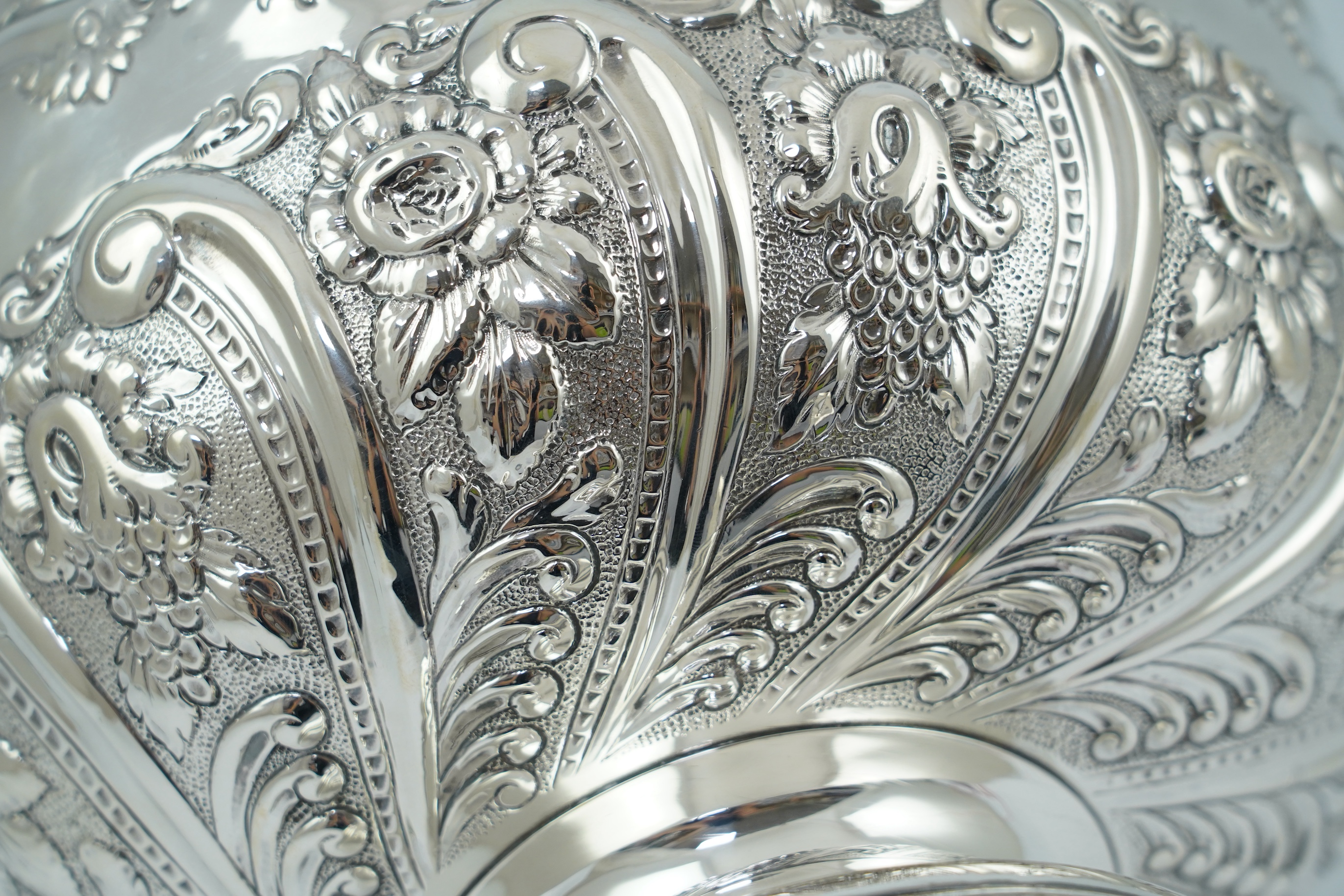 A late Victorian silver rose bowl, by Nathan & Hayes